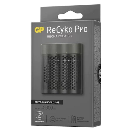 GP ReCyko M451 USB Akkumulátortöltő, gyorstöltő funkcióval + 4xAA ReCyko Pro 2000mAh előtöltött akkumulátor 